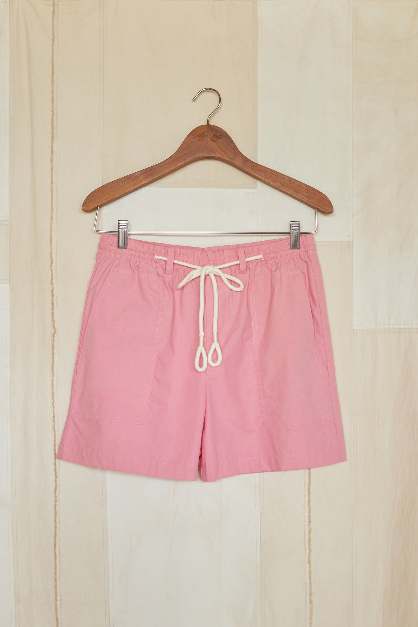 Pink Cropped Shorts With Strap