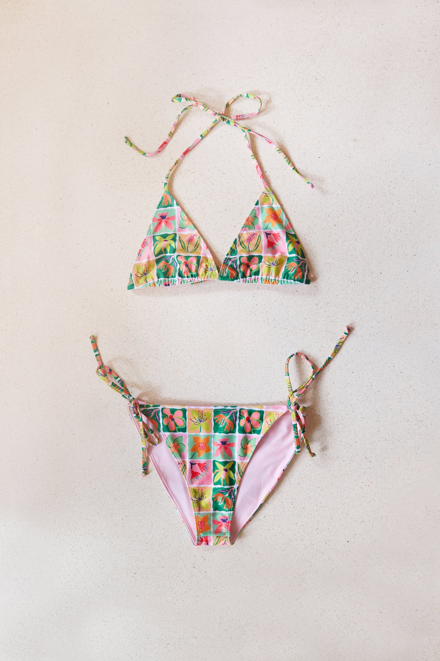 Bikini Kotak Bunga Set