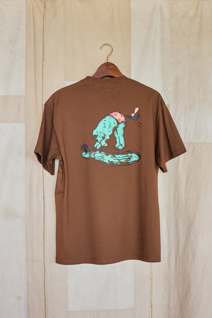 Dug Down T-Shirt in Brown