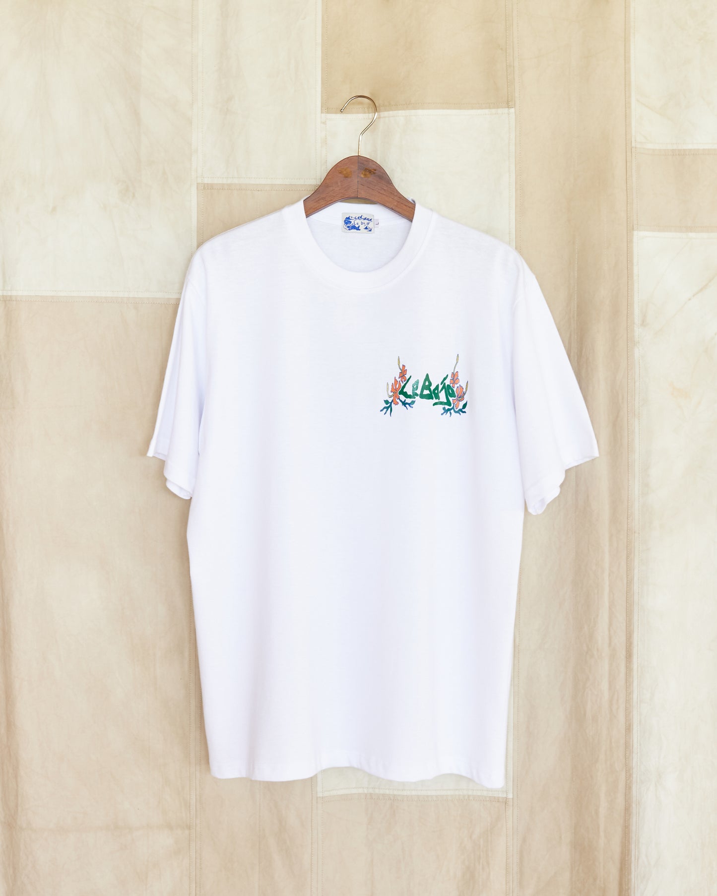 Komodo Sunbathing T-shirt in White